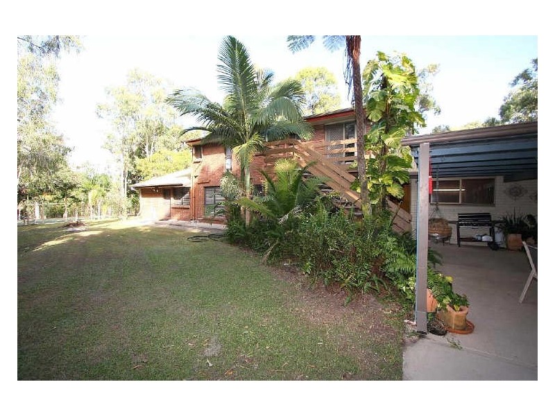 100 – 106 Crest Road, Greenbank QLD 4124