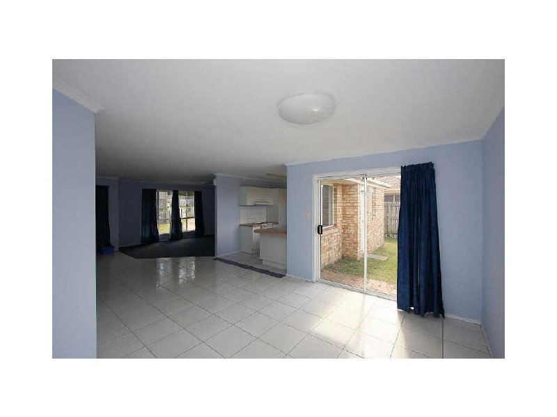 26 Jade Garden Drive, Boronia Heights QLD 4124