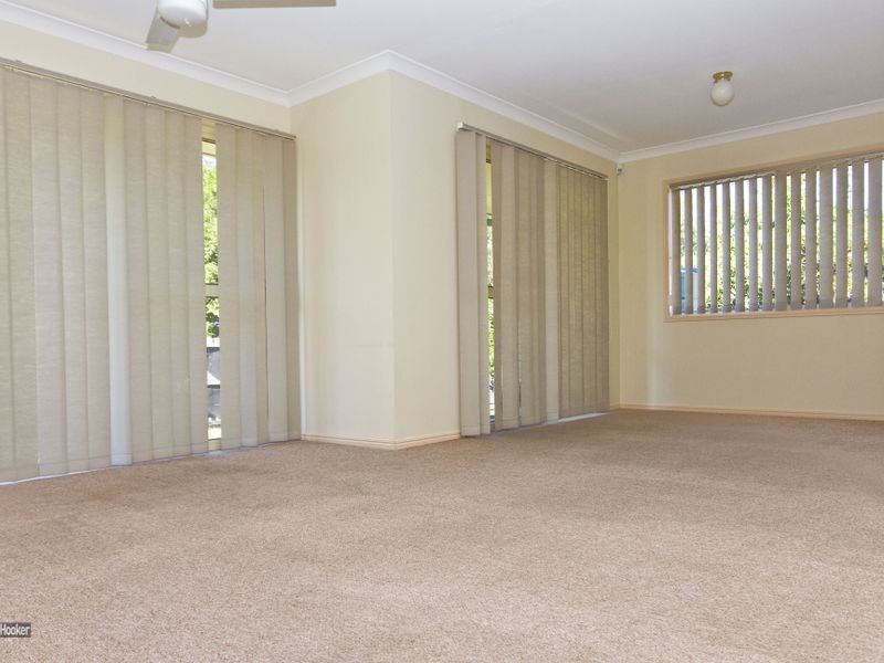 1/5 Billabong Drive, Crestmead QLD 4132