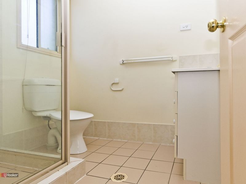 1/5 Billabong Drive, Crestmead QLD 4132