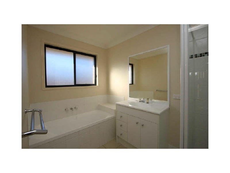 54 Lockyer Place, Crestmead QLD 4132