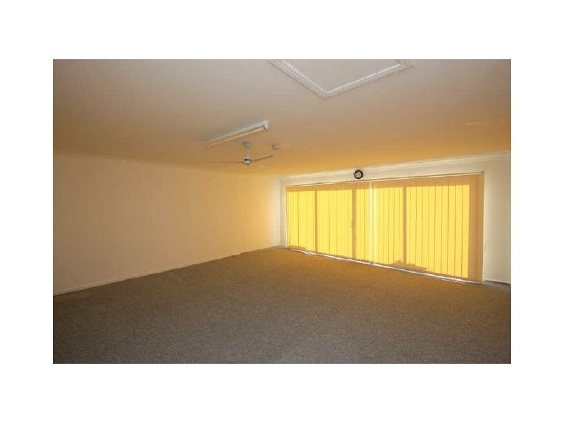 54 Lockyer Place, Crestmead QLD 4132