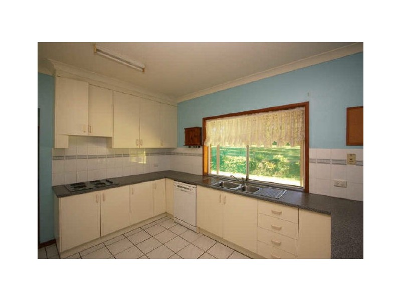 1 Braemar Rd, North Maclean QLD 4280