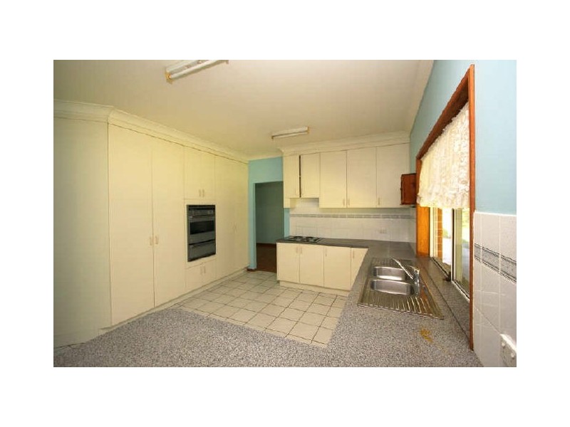 1 Braemar Rd, North Maclean QLD 4280