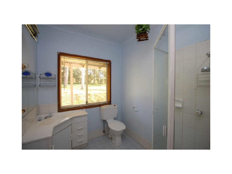 1 Braemar Rd, North Maclean QLD 4280