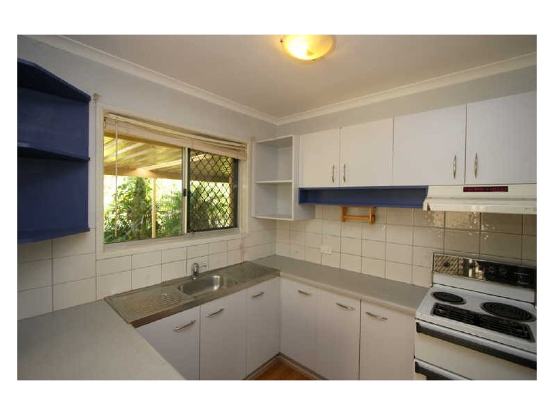 32 Bushmills Court, Hillcrest QLD 4118