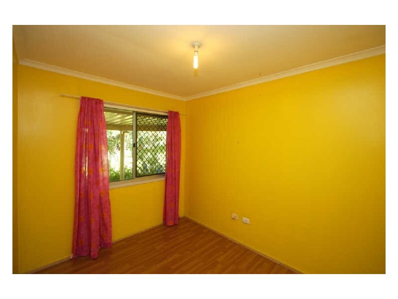 32 Bushmills Court, Hillcrest QLD 4118
