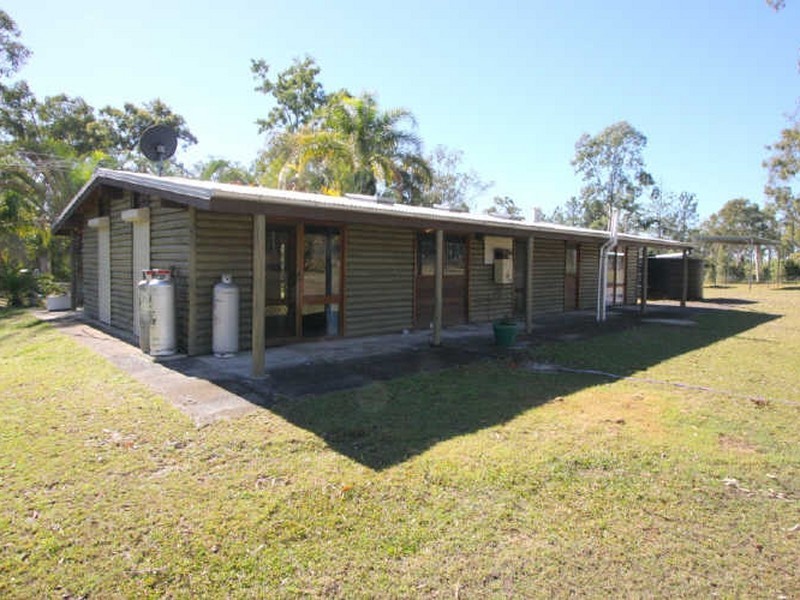 52 Hives Road, North Maclean QLD 4280