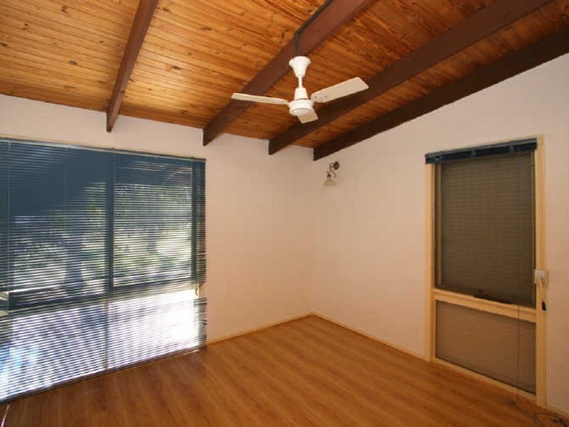 52 Hives Road, North Maclean QLD 4280