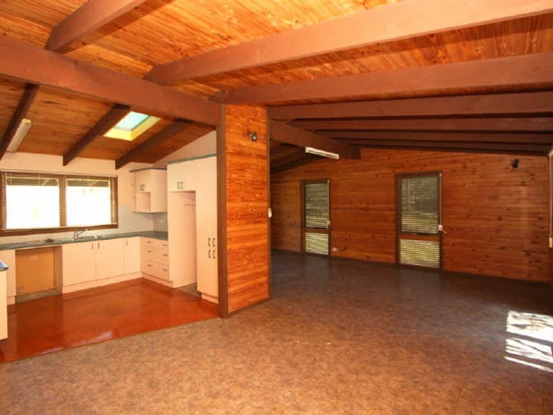 52 Hives Road, North Maclean QLD 4280