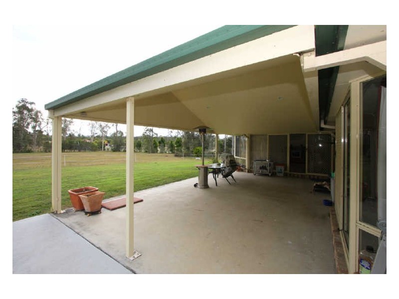 270 Rosia Road, Park Ridge QLD 4125