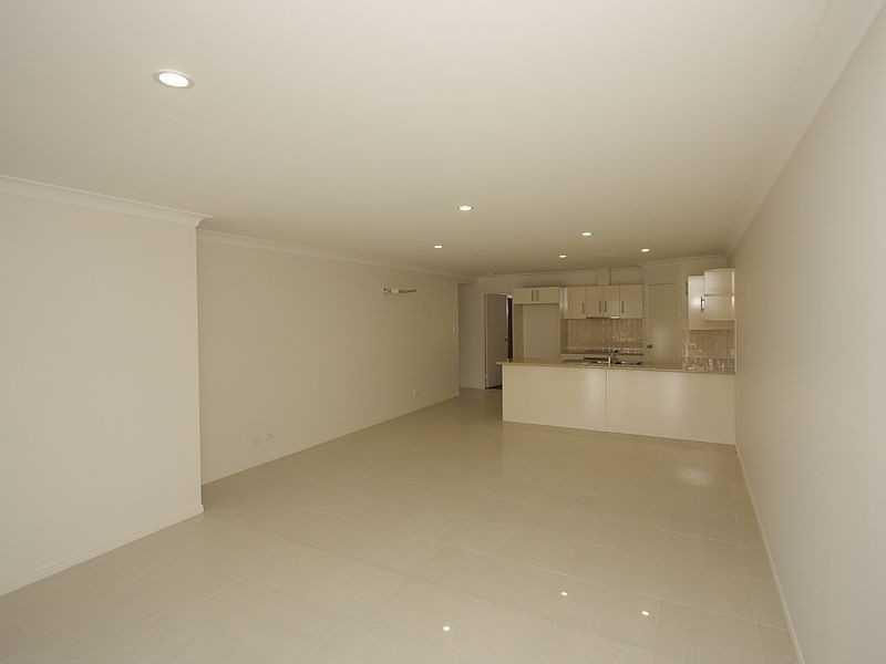 Unit 1/22 Charlton Place, Regents Park QLD 4118