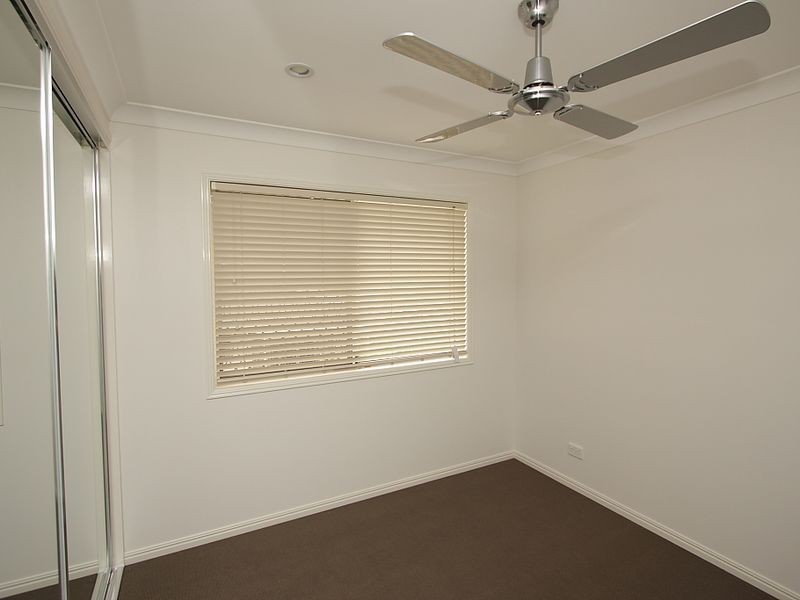 Unit 1/22 Charlton Place, Regents Park QLD 4118