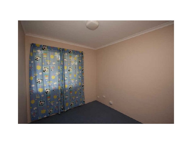105 Waratah Drive, Crestmead QLD 4132