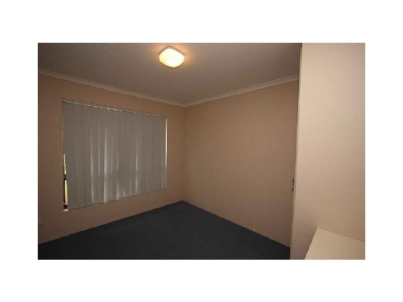 105 Waratah Drive, Crestmead QLD 4132
