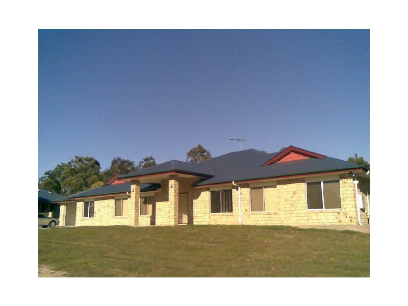 13-15 Sliprail Place, New Beith QLD 4124