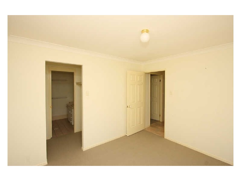 7 Whipbird Place, Doolandella QLD 4077