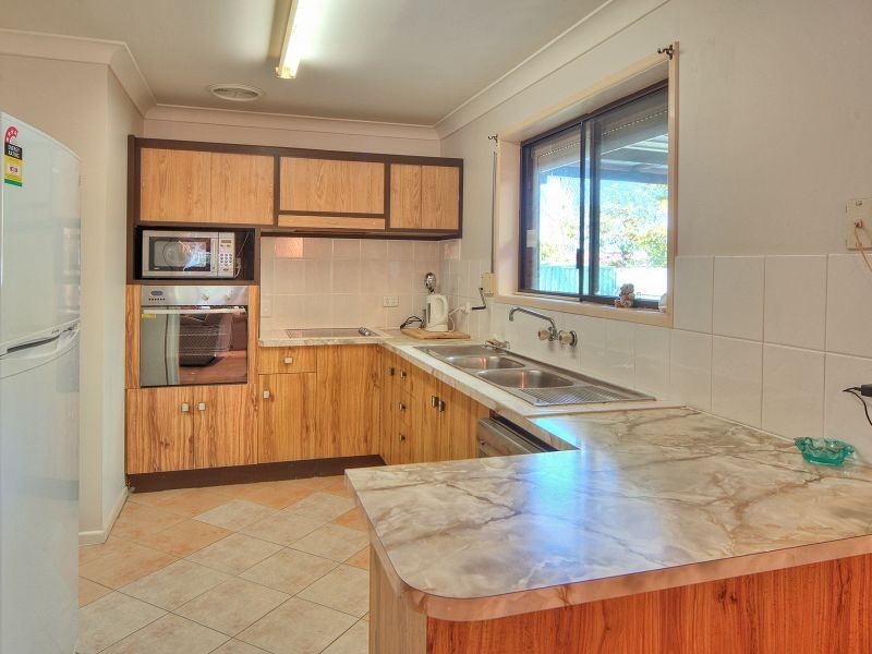 16 Baudin Street, Boronia Heights QLD 4124