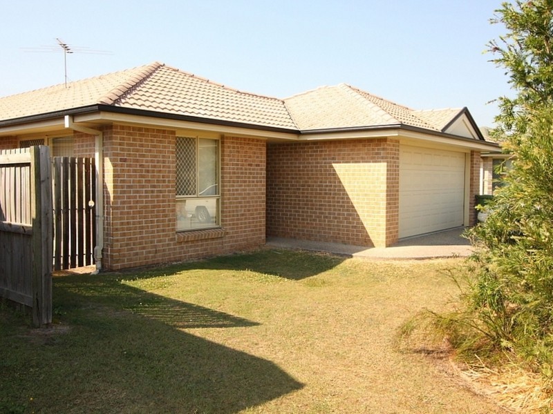 17 Faculty Circuit, Meadowbrook QLD 4131