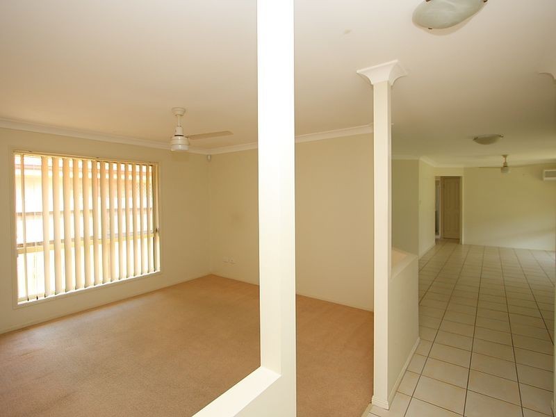 13 Diana Street, Springfield Lakes QLD 4300