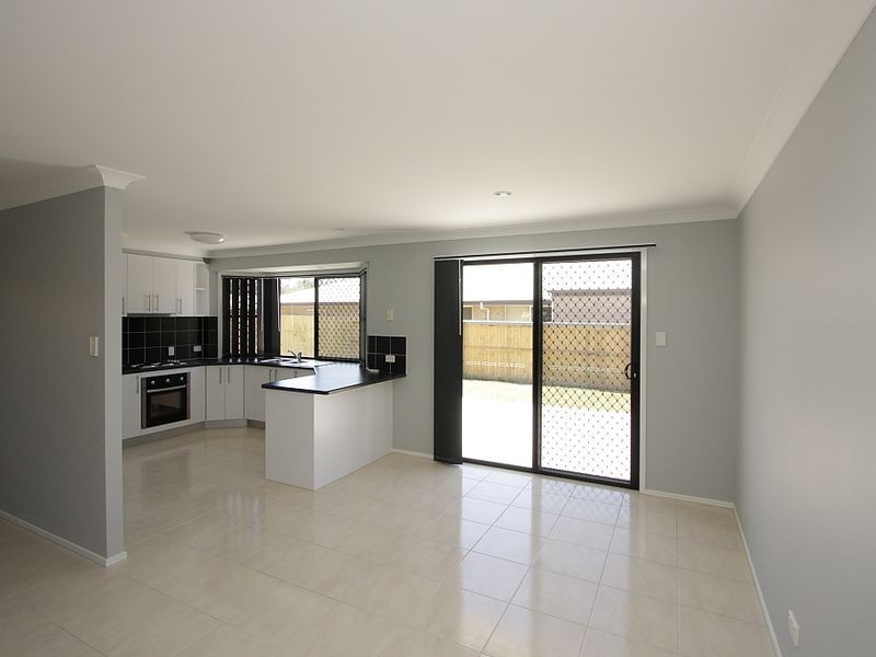 2 Tenielle Street, Boronia Heights QLD 4124