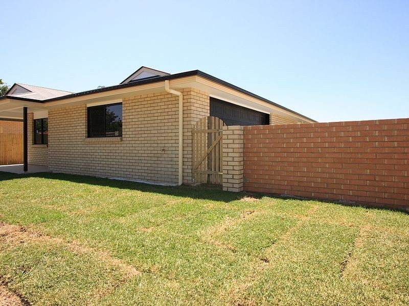 2 Tenielle Street, Boronia Heights QLD 4124