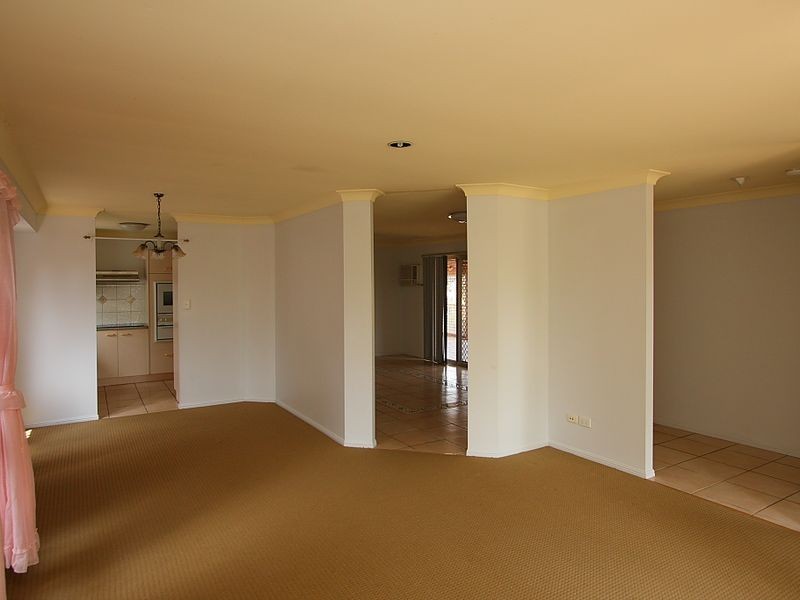 17 Wade Court, Boronia Heights QLD 4124