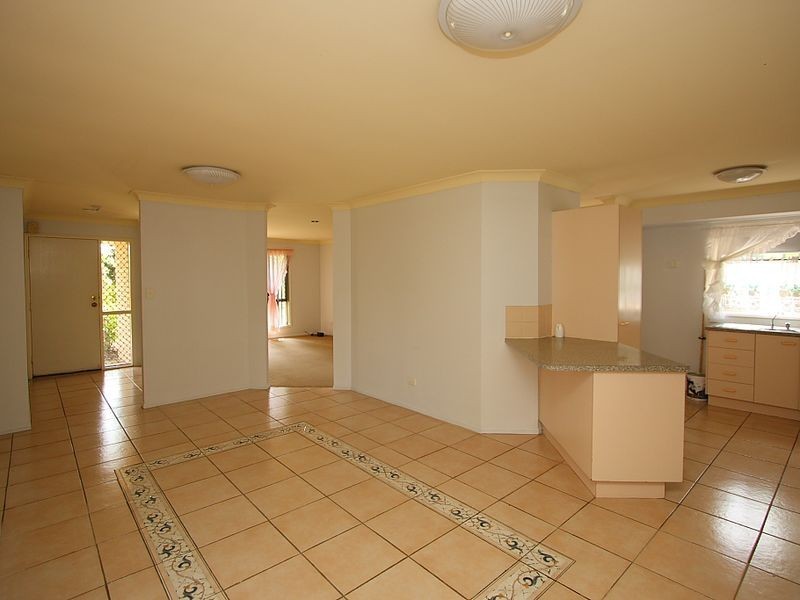 17 Wade Court, Boronia Heights QLD 4124