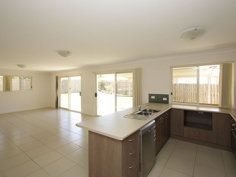 19 Rebecca Circuit, Eagleby QLD 4207