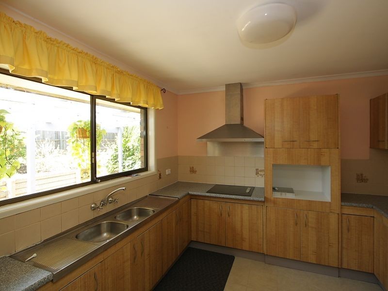 13 Letitia Street, Regents Park QLD 4118
