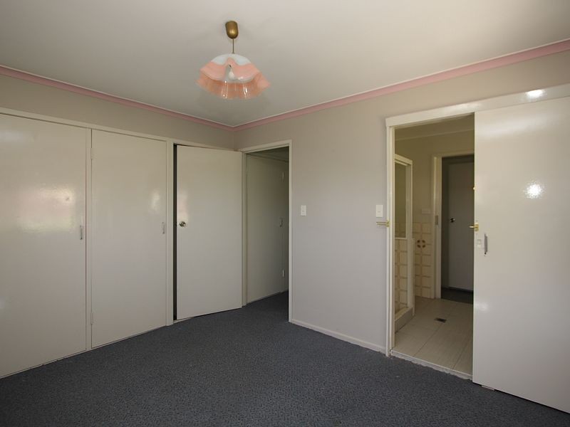 13 Letitia Street, Regents Park QLD 4118