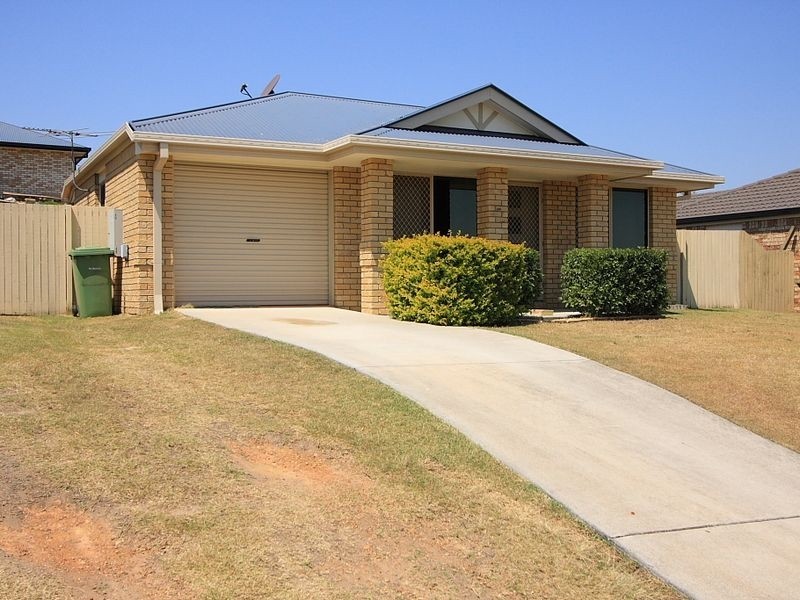 5 Samia Court, Regents Park QLD 4118