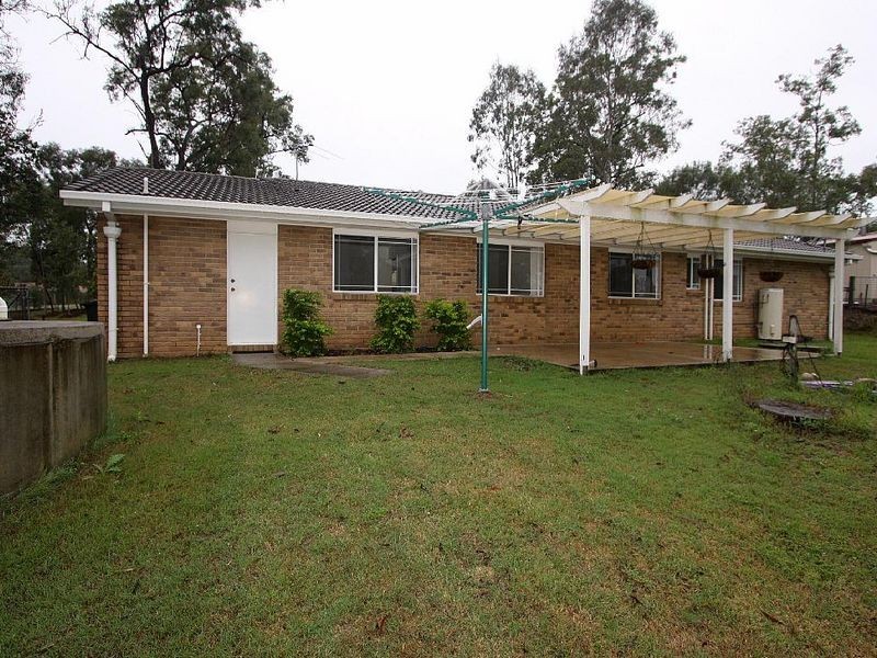 16 Belinda Court, Munruben QLD 4125