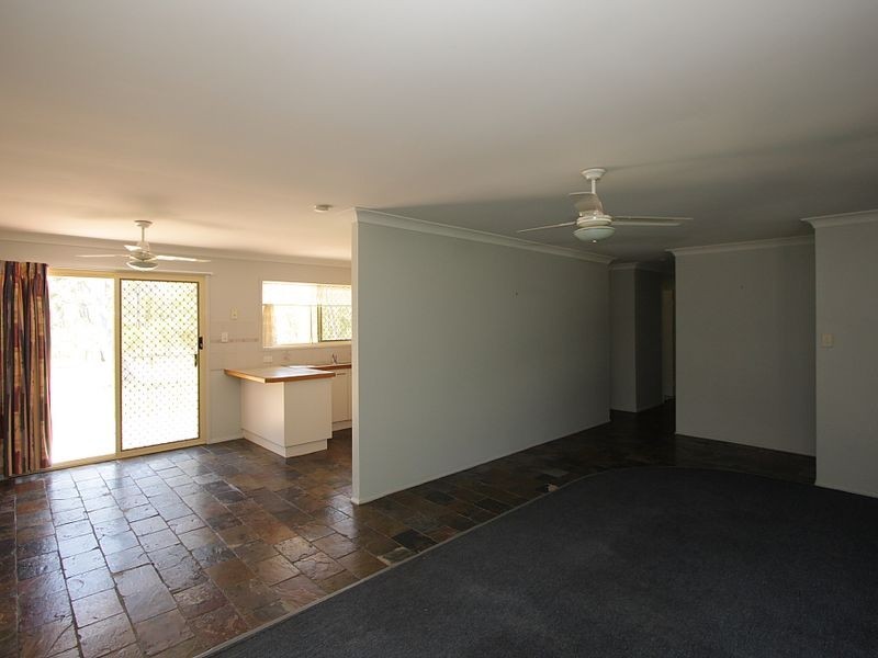 25 Palmerston Court, Munruben QLD 4125