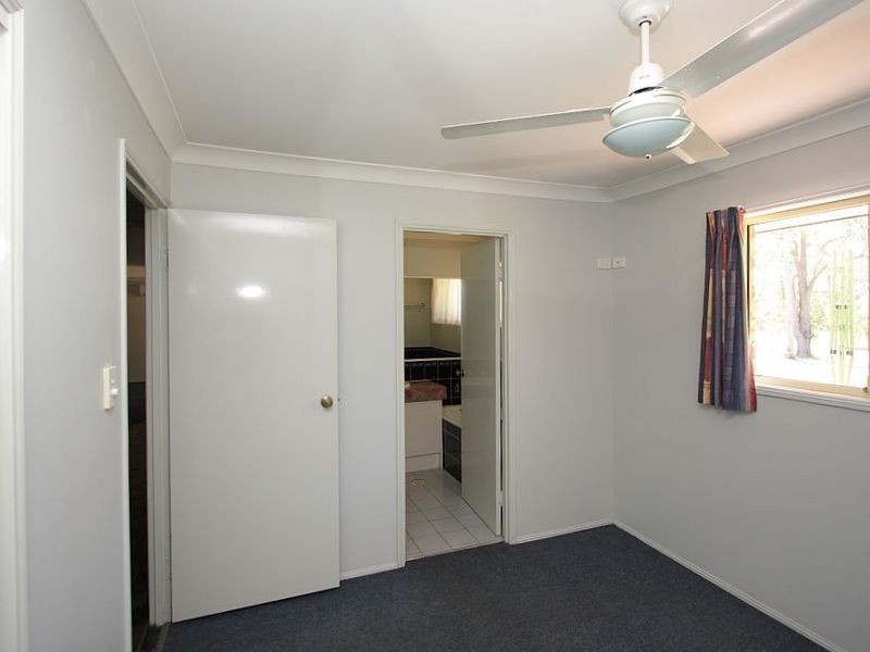 25 Palmerston Court, Munruben QLD 4125