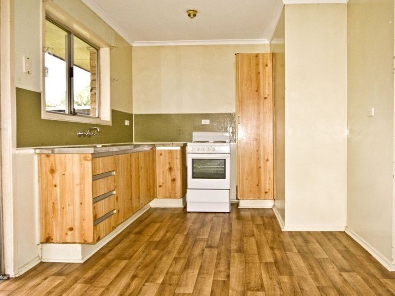 695 Browns Plains Rd, Browns Plains QLD 4118