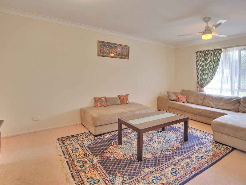 127 Lamberth Road, Regents Park QLD 4118