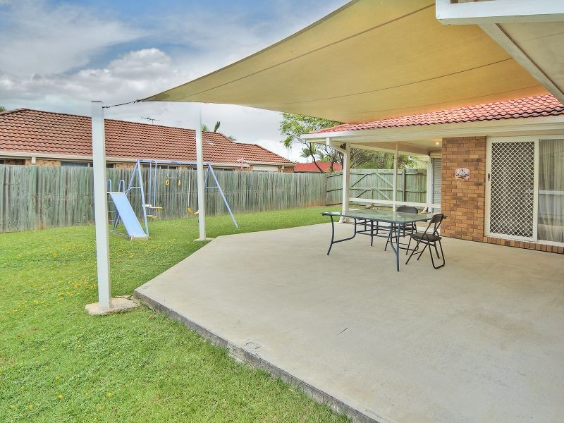 127 Lamberth Road, Regents Park QLD 4118