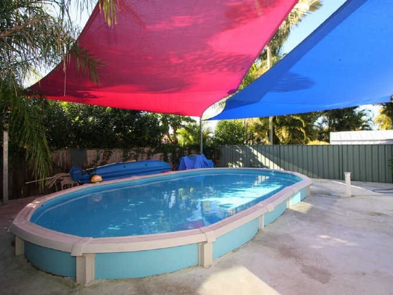 72 Peverell Street, Hillcrest QLD 4118