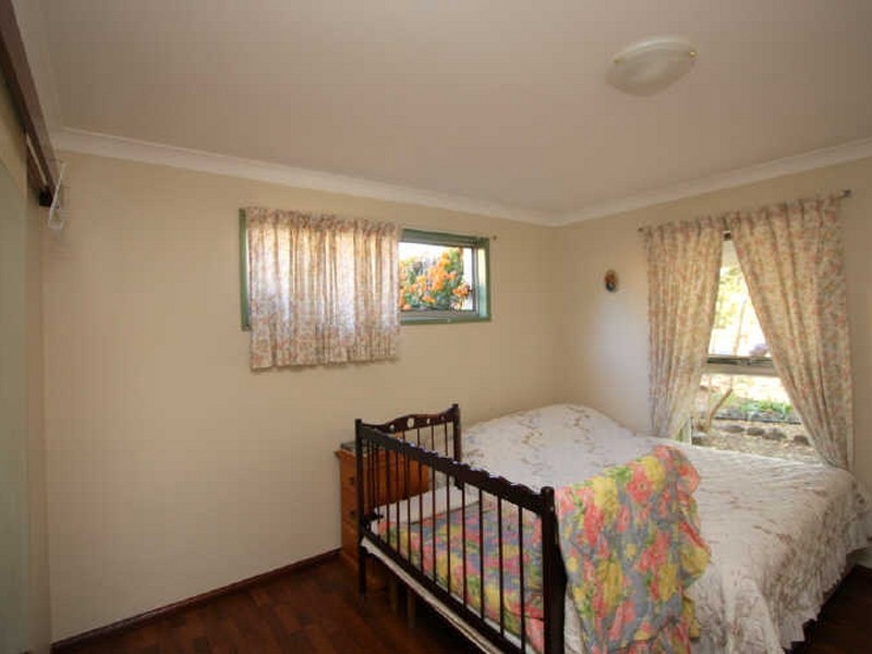 72 Peverell Street, Hillcrest QLD 4118