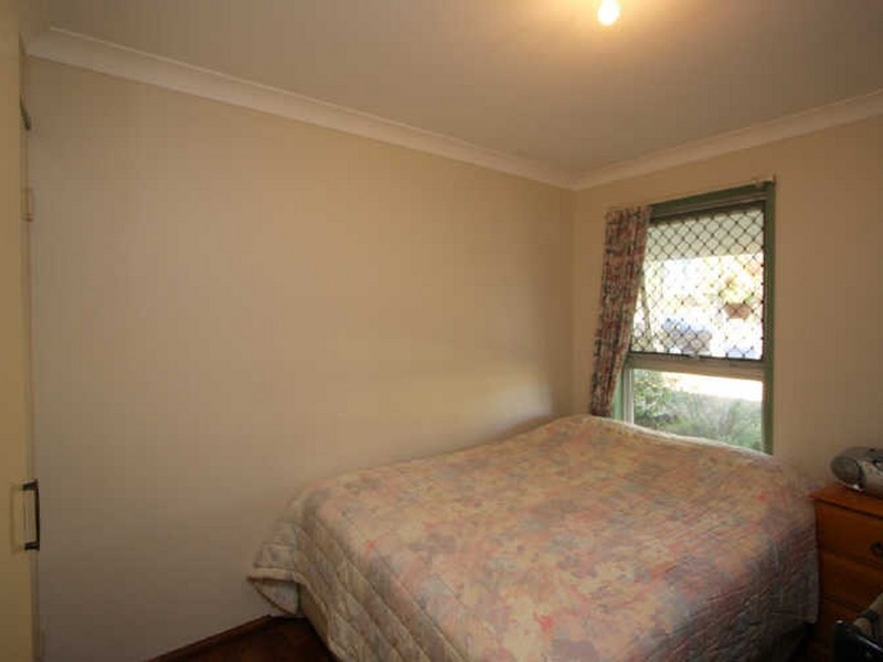 72 Peverell Street, Hillcrest QLD 4118