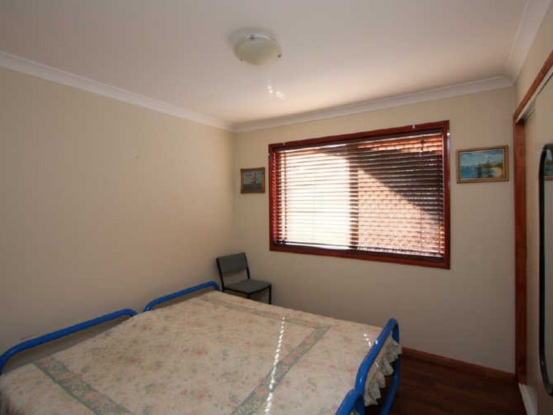 72 Peverell Street, Hillcrest QLD 4118