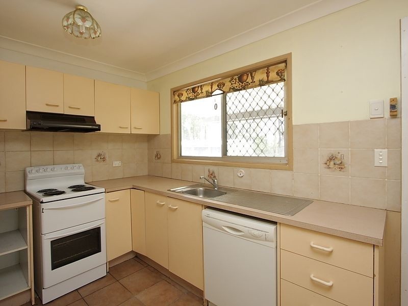 15 Bushmills Street, Hillcrest QLD 4118