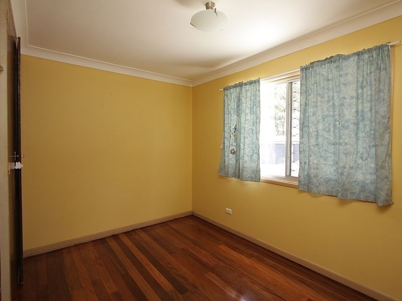 15 Bushmills Street, Hillcrest QLD 4118