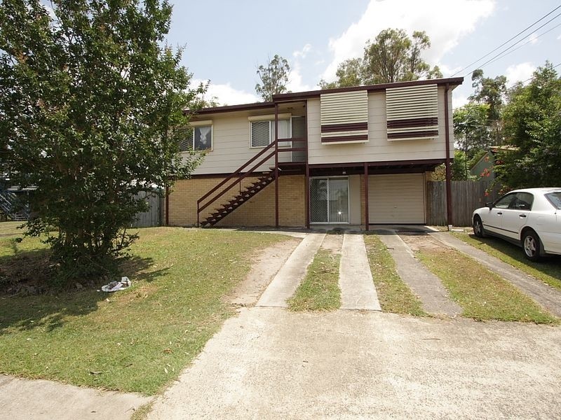 15 Bushmills Street, Hillcrest QLD 4118