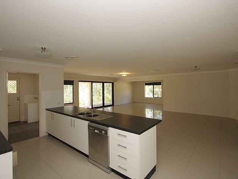 16 – 18 Goldfinch Court, New Beith QLD 4124