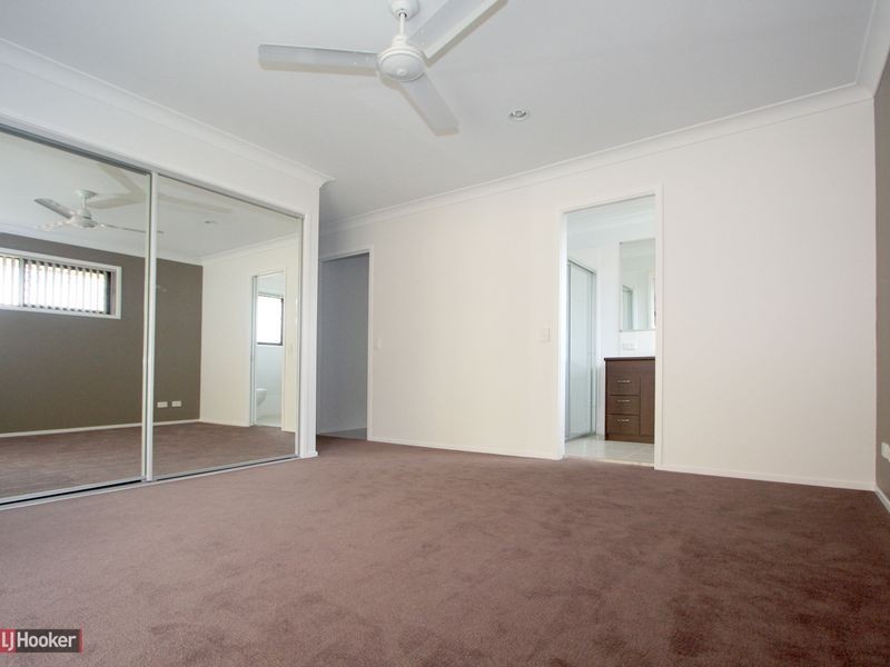 8 Flametree Crescent, Berrinba QLD 4117