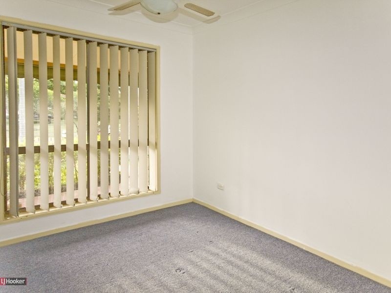 8 Clonmel Street, Regents Park QLD 4118