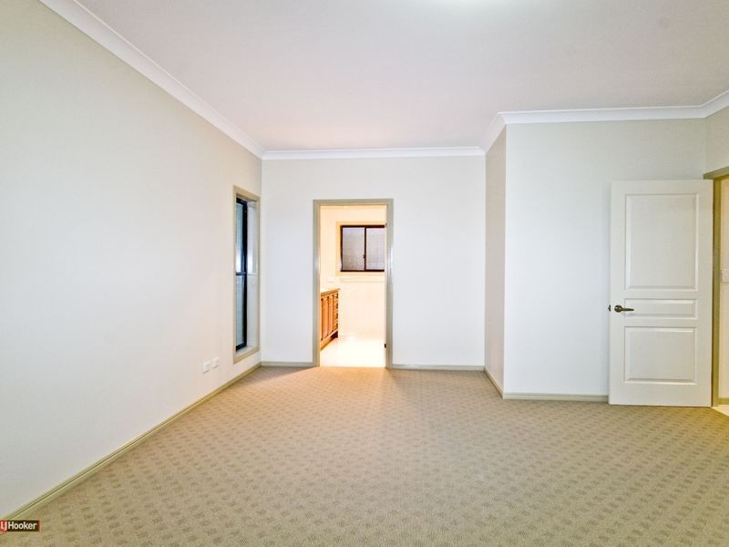 6 Thames Drive, Regents Park QLD 4118
