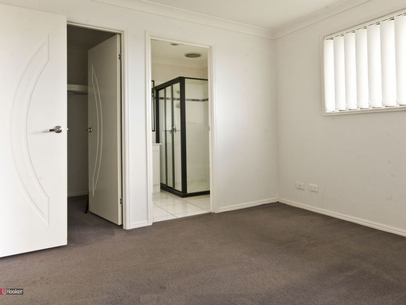 17 Marigold Avenue, Regents Park QLD 4118